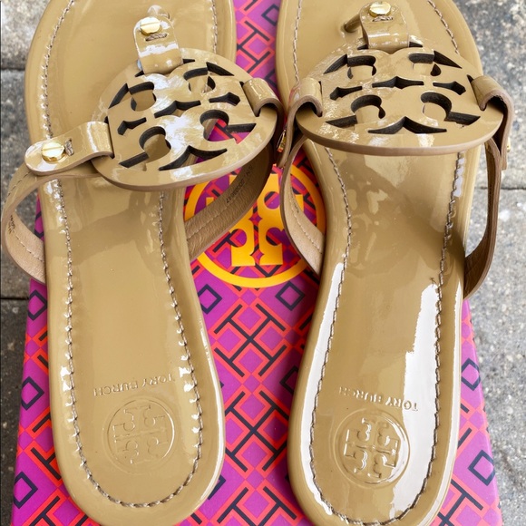 Tory Burch Miller Sandals Flip Flop Sand Tan 7.5 - Picture 2 of 6